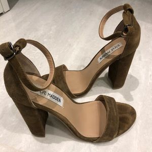 Steve Madden Suede Carrson Sandals in Olive Green